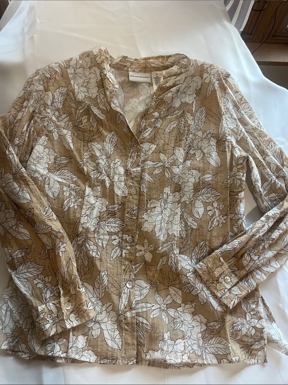 Alfred Dunner Beige and White Floral Button-Up Top